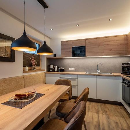 Alma Appartements Mayrhofen Exterior photo
